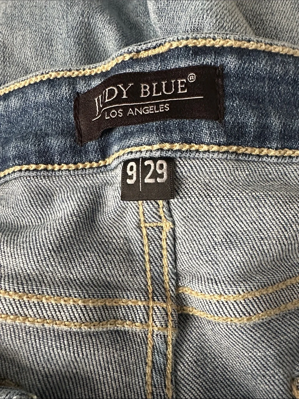 Judy Blue Light Blue Boyfriend Jeans size 9/29